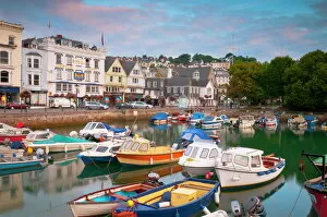 Images Dated 18th August 2009: The Quay, Dartmouth, Devon, England, United Kingdom, Europe