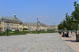 Bordeaux Prints: Quay Richelieu on the waterfront