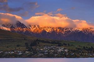 Remarkable Prints: Queenstown and The Remarkables