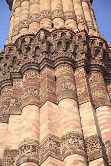 Images Dated 5th January 2007: Detail of Qutab Minar Tower, UNESCO World Heritage Site, New Delhi, India, Asia