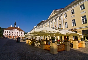 Raekoja Plats Prints: Raekoja Plats (Market Square) of Tartu, Estonia, Baltic States, Europe