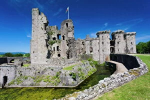 Ruined Gallery: Raglan Castle, Monmouthshire, Wales, United Kingdom, Europe