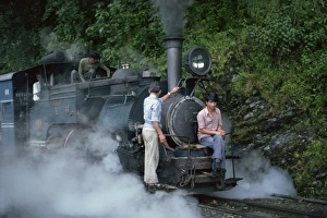 Railway engine, Darjeeling, India, Asia