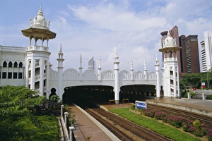 Tunnel Prints: Railway Station