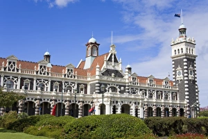 Dunedin Prints: Railway Station, Central Business District