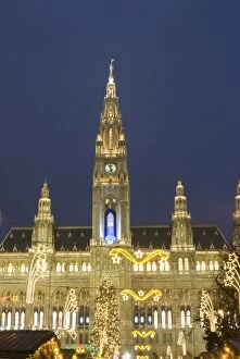 Rathaus (Town Hall) with Chris tmas decorations at Rathaus platz at twilight