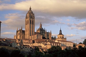 Old Castile Prints: Last rays of light on the cathedral