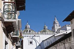 Images Dated 18th April 2010: Rear of Santo Domingo Church, Historic Center, UNESCO World Heritage Site