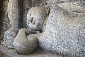 Reclining Buddha statue, Gal Vihara, Polonnaruwa, UNESCO World Heritage Site, North Central Province, Sri Lanka, Asia