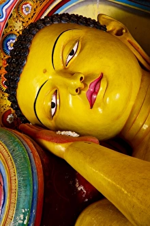 Images Dated 21st August 2008: Reclining Buddha statue, Isurumuniya Vihara, Anuradhapura, Sri Lanka, Asia