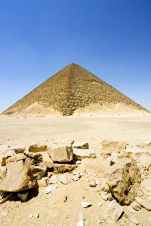 Images Dated 12th July 2008: The Red Pyramid (Senefru Pyramid), Dahshur, UNESCO World Heritage Site