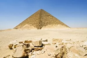 Images Dated 12th July 2008: The Red Pyramid (Senefru Pyramid), Dahshur, UNESCO World Heritage Site