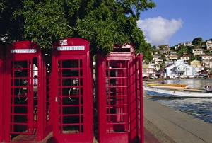 Telephone Box Prints: Red telephone boxes, St