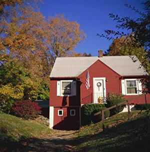 Connecticut Prints: Red wooden house with American flag