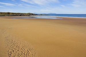 Smooth Prints: Redpoint sandy beach