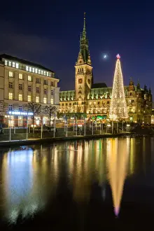 Hamburg Prints: Reflection of Hamburgs Town Hall (Rathaus) and Christmas Market at blue hour, Hamburg