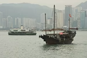 Images Dated 8th November 2007: One of the last remaining Chinese sailing junks on Victoria Harbour, Hong Kong