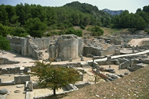 The remains of Roman town of Glanum, Les Antiques, The Alpilles, St. Remy-de-Provence