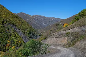 Fresh Prints: Remote mountains display autumn colors in Chechnya