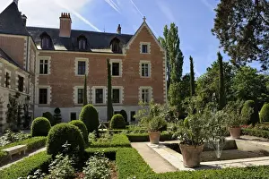 Amboise Prints: Renaissance garden, Leonardo da Vincis House and Museum