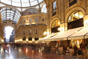 Milan Prints: Restaurant, Galleria Vittorio Emanuele, Milan, Lombardy, Italy, Europe