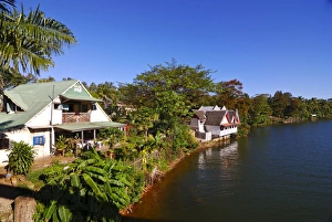 Images Dated 24th August 2007: Restaurant along the Manakara River, part of the Pangalanes canal system