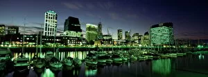 Images Dated 28th February 2008: Restaurants and cafes at dusk, waterfront area of Puerto Madero, Buenos Aires