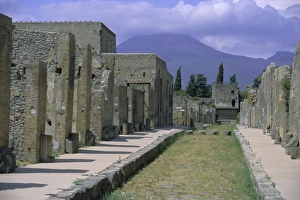 Restored buildings in Roman town buried in AD 79 by