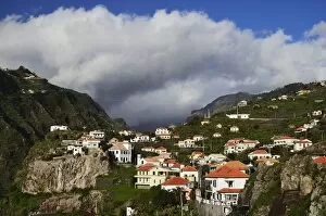 Images Dated 18th December 2010: Ribeira Brava, Madeira, Portugal, Atlantic Ocean, Europe