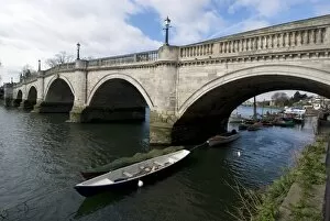 Images Dated 23rd March 2009: Richmond Bridge over the River Thames, Richmond, Surrey, England, United Kingdom, Europe