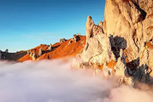 Como Prints: Rifugio Rosalba and Grignetta (Grigna Meridionale) in autumn fog