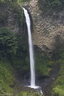 Central Highlands Prints: The Rio Verde waterfall