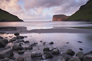 Images Dated 27th August 2008: Risin and Kellingin sea stacks in the distance, from Tjornuvik bay, Streymoy