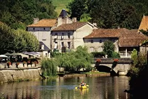 Images Dated 30th July 2008: The River Dronne, Brantome, Dordogne, Aquitaine, France, Europe