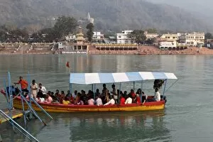Images Dated 20th March 2010: River Ganges boat, Rishikesh, Uttarakhand, India, Asia
