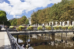 River Odet Prints: The River Odet and a flower decorated bridge, Quimper, Finistere, Brittany, France, Europe