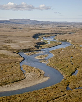 Images Dated 11th September 2009: River and sandbars through the tundra in the fall, Katmai Peninsula, Alaska