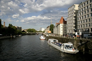 River Spree Prints: River Spree near Museumsinsel, Berlin, Germany, Europe