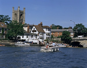 Henley Prints: River Thames, Henley-on-Thames, Oxfordshire, England, United Kingdom, Europe