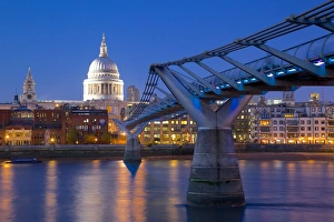 River Thames, Millennium Bridge and St. Pauls Cathedral at dusk, London, England, United Kingdom, Europe
