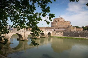 River Tiber and Castel Sant Angelo, UNESCO World Heritage Site, Rome, Lazio, Italy