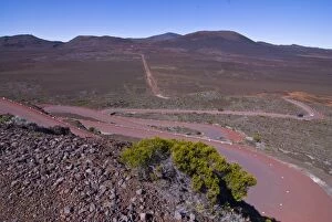 Images Dated 1st August 2007: Road leading to the Volcano of Piton de la Fournaise, La Reunion, Indian Ocean, Africa