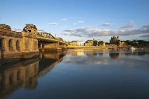 Rochester Bridge over the River Medway to the old town and Norman Castle, Rochester, Kent