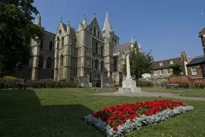 Images Dated 2nd July 2009: Rochester Cathedral, Rochester, Kent, England, United Kingdom, Europe