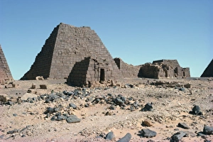 Rock carvings on Meroe Pyramid