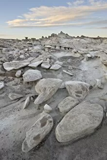 Images Dated 26th December 2010: Rocks in the badlands at sunrise, Bisti Wilderness, New Mexico, United States of America
