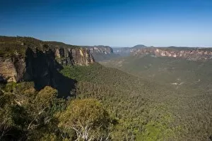 Images Dated 14th November 2008: The rocky cliffs of the Blue Mountains, New South Wales, Australia, Pacific