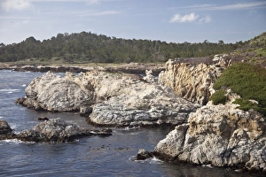 Images Dated 17th April 2009: Rocky shoreline in Carmel, California, United States of America, North America