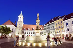 Rolands fountain dating from 1572, Bratislava, Slovakia, Europe