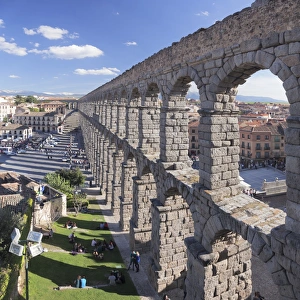 Segovia Prints: Roman Aqueduct, UNESCO World Heritage Site, Segovia, Castillia y Leon, Spain, Europe